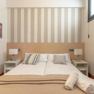 Apartment New! Lovely 3-bedroom Loft In, Bilbao